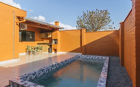 Refúgio com piscina privada - Caldas Novas
